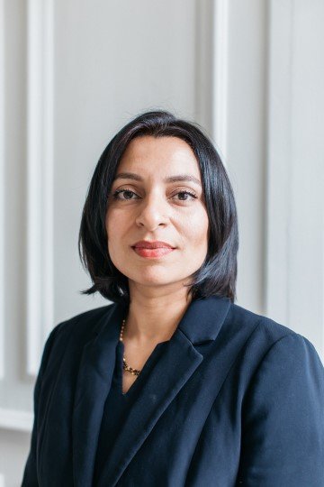 Seema Kansal writing